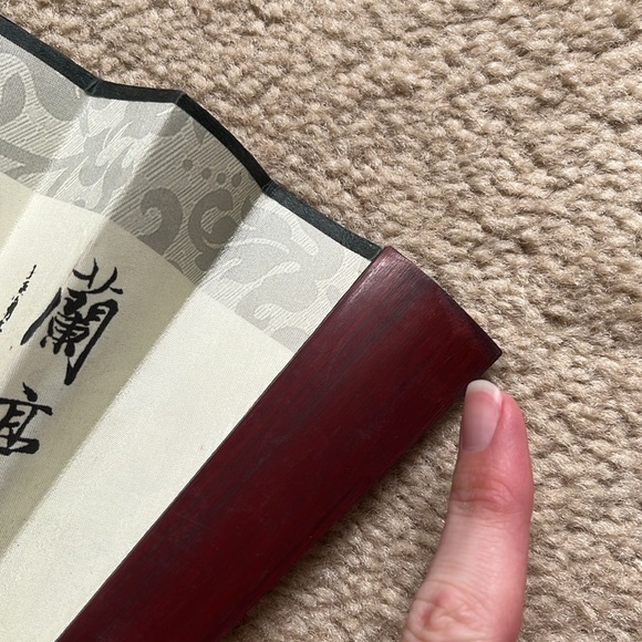 Decorative Chinese Fan Floral & Bird Design - Picture 11 of 12